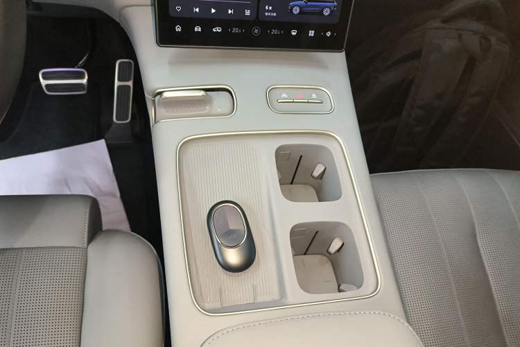 Used Nio ES8 2023 75 kWh