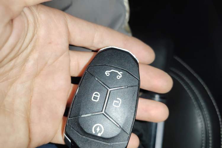 Used Lynk & Co 03 2018 1.5TD DCT Version China V Standard Vehicle Key