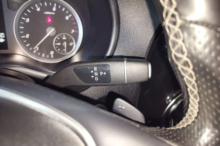 Used Mercedes-Benz Vito 2020 2.0T Business Version 7 Seats