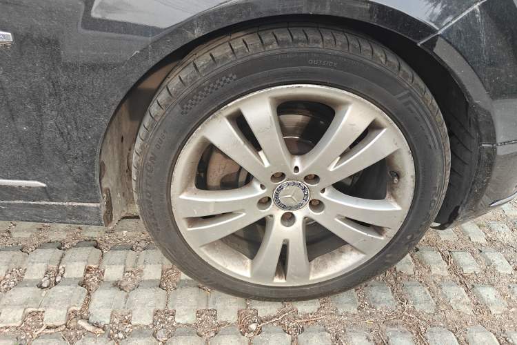 Used Mercedes-Benz C-Class 2010 C 200 CGI Fashion Model