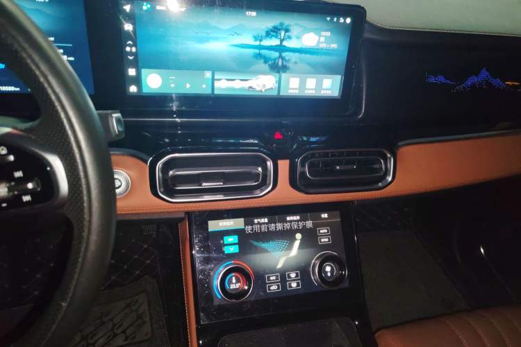 Used JETOUR Shanhai L7 2024 1.5T 120km ULTRA 7-Seater