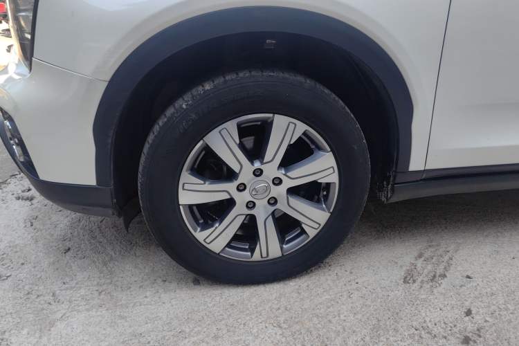 Used GAC Trumpchi GS7 2017 320T Two-Wheel-Drive Luxury Smart Connectivity Model
