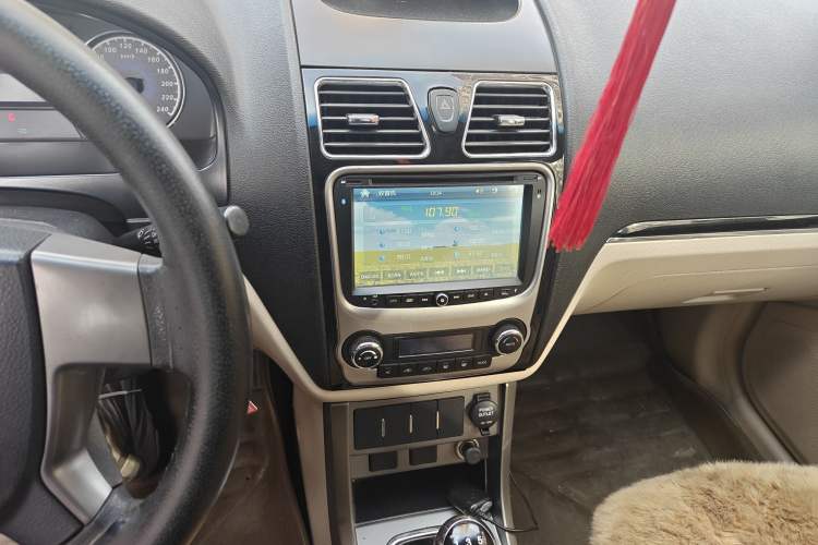 Used Geely Auto Classic Emgrand 2013 Sedan 1.5L Manual Elite Model
