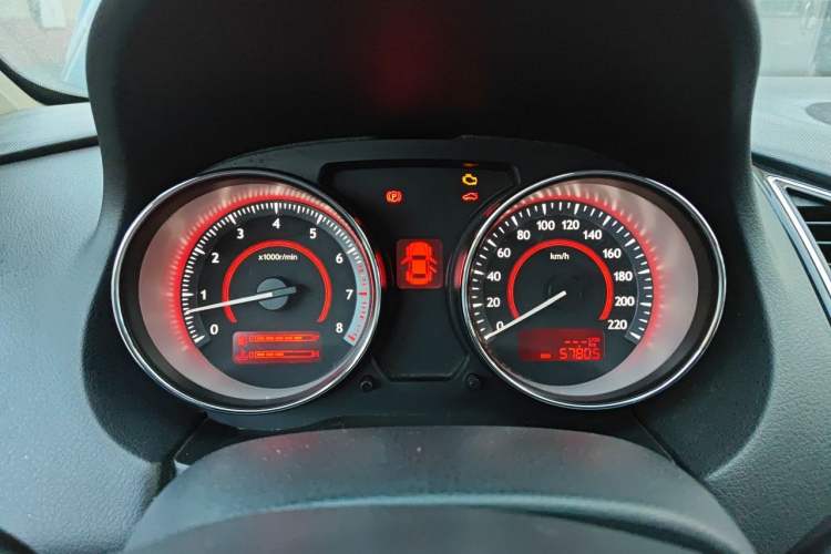 Used Bestune B50 2013 1.6L manual Comfort trim level
