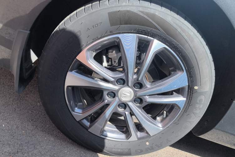 Used CHANGAN Eado 2023 Changan Edition PLUS Blue Whale NE 1.4T GDI DCT Prestige Version