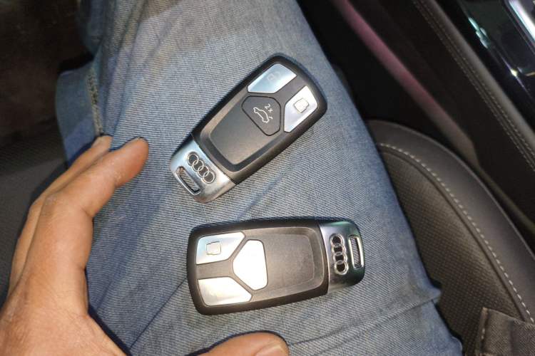 Used Audi A4L 2023 40 TFSI Luxury Dynamic Model