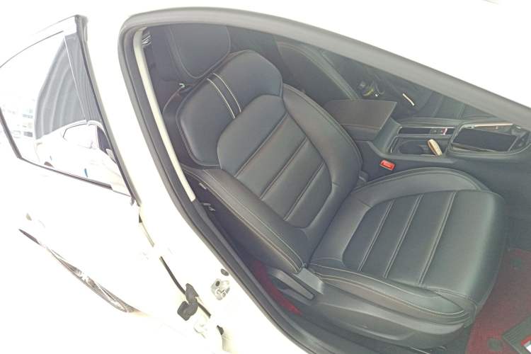 Used MG 6 2017 20T Automatic Luxury Smart Connect Version China V Standard