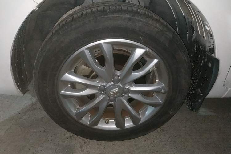 Used Geely Auto Vision 2019 Upgraded Model 1.5L CVT Luxury Version China VI Standard