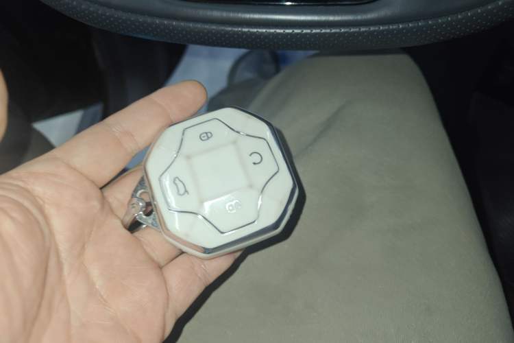 Used JETOUR Traveler 2023 2.0T All-Wheel Drive CrossPRO+
