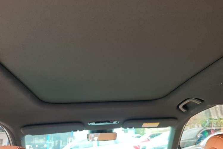 Used Geely Galaxy L7 2025 EM-i 115km Exploration+ Edition Headliner