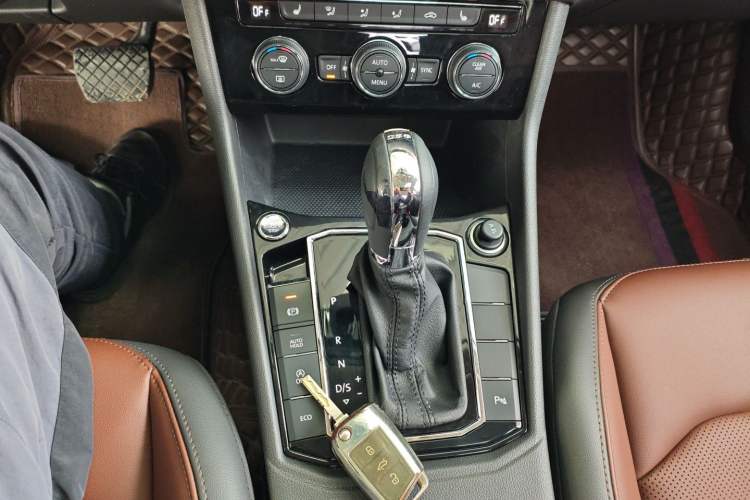 Used Volkswagen Lavida 2018 280TSI DSG Luxury Edition China V Standard