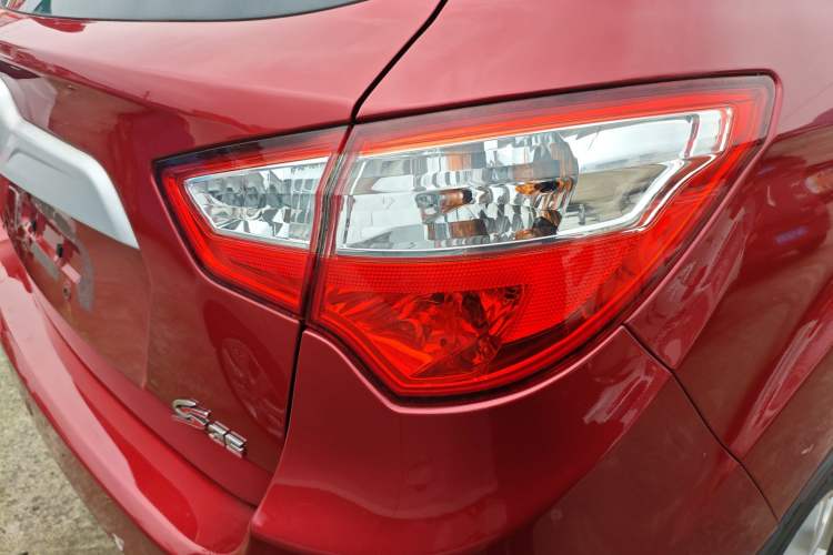 Used CHANGAN CS35 2016 1.6L Automatic Luxury Model China V Standard