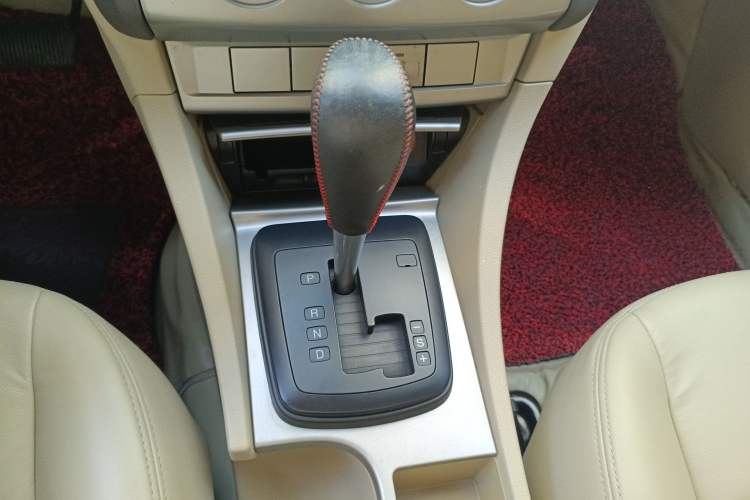 Used Ford Focus 2011 Hatchback 1.8L Automatic Fashion Edition
