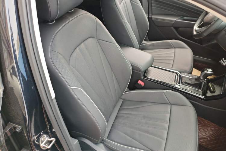 Used Volkswagen Passat 2024 380TSI Starry Luxury Edition