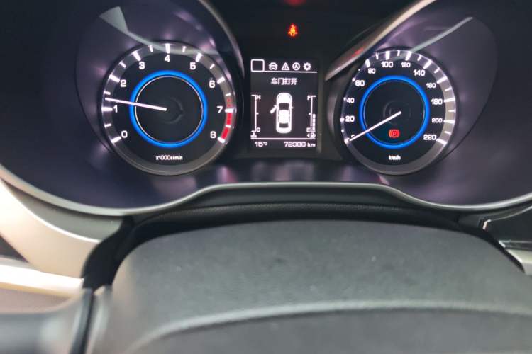 Used CHANGAN Eado 2019 High-Energy Edition 1.6L GDI Manual Pioneer Model China VI Standard Odometer Close Up