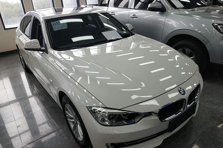 Used BMW 3 Series 2014 320Li Fashion Model
