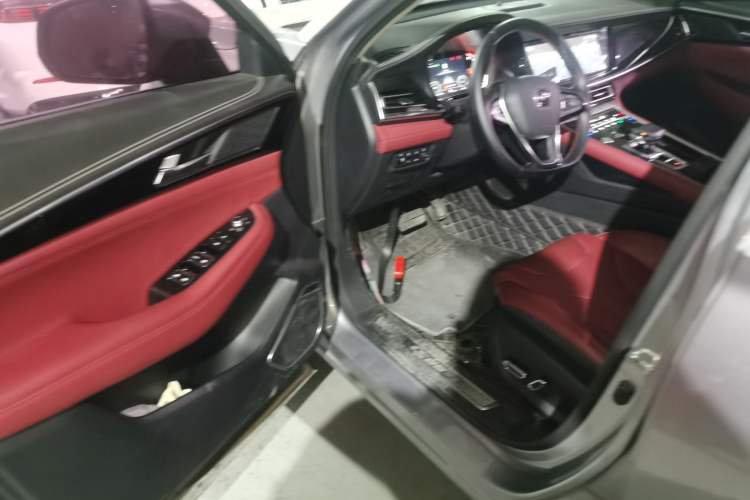 Used CHANGAN CS85 COUPE 2019 1.5T DCT Luxury Version China VI Standard