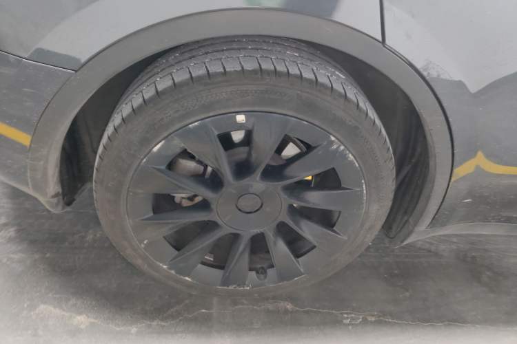 Used Tesla Model Y 2024 Rear-Wheel-Drive Version
