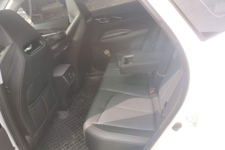 Used CHANGAN OSHAN Z6 2023 Blue Whale 1.5T DCT Smart-Led City Edition Left Rear Seat