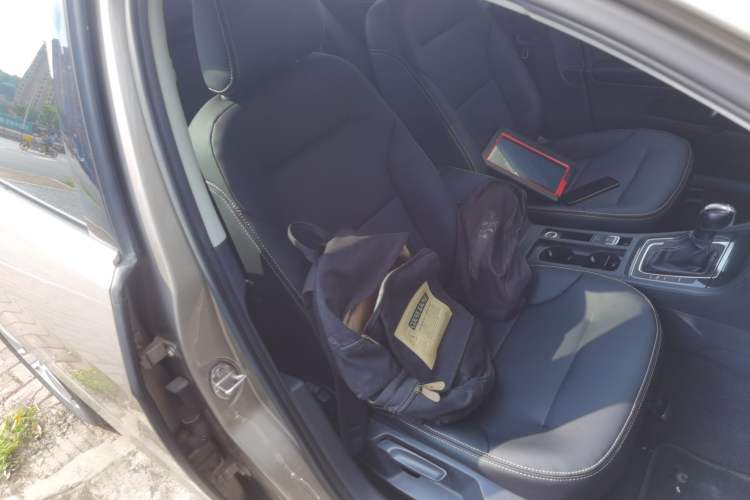 Used Volkswagen Golf 2017 230TSI Automatic Comfort Edition – Celebrating Milestone of One Million Units
