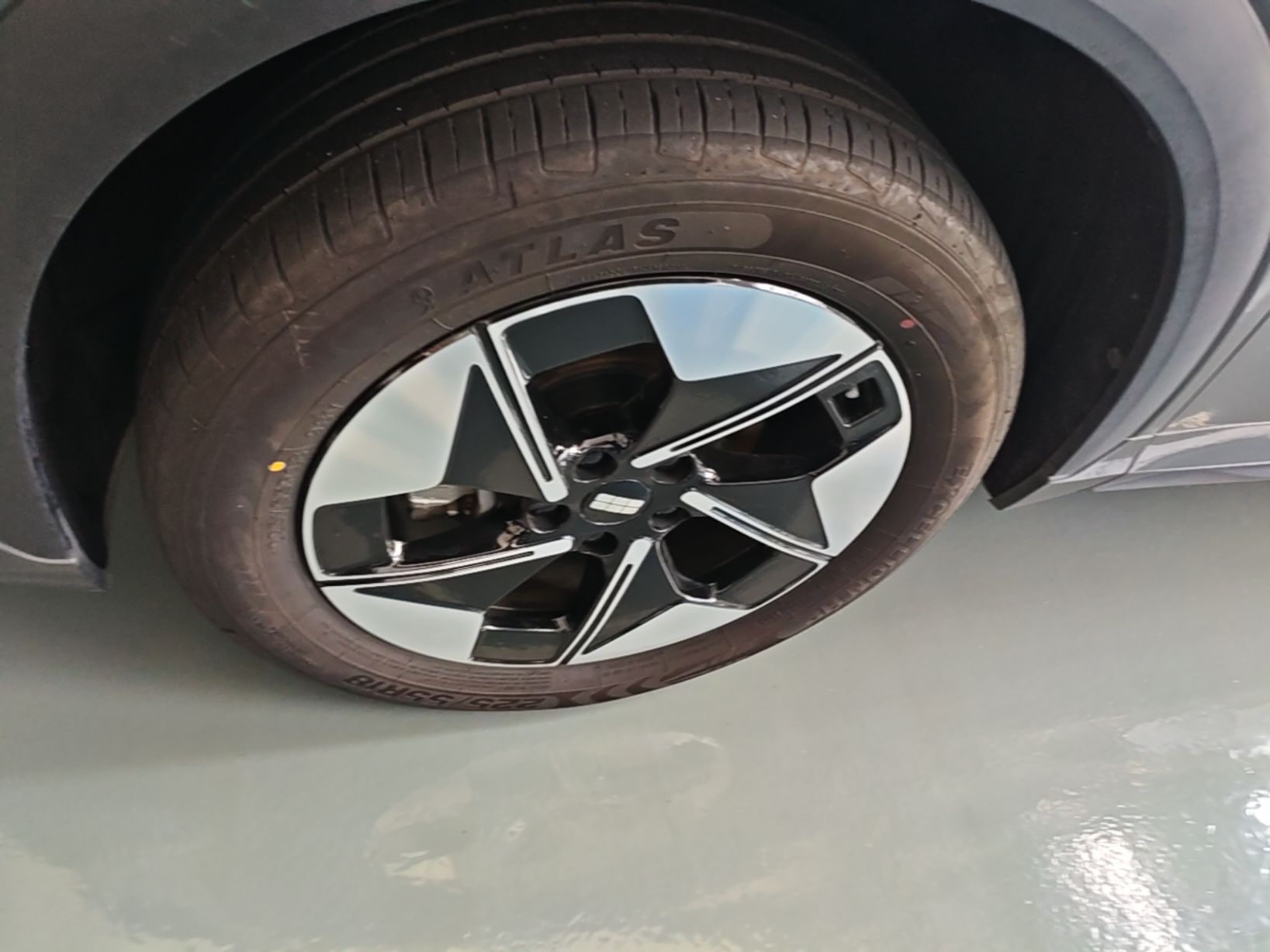 Geely Galaxy E5 2026 Model 610km Exploration+ Edition — снимка 10