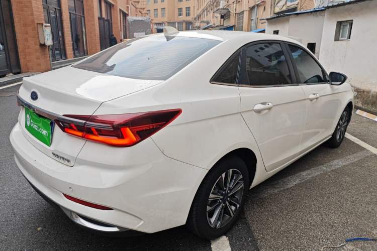 Used Ford Escort 2021 1.5L Automatic Diamond Edition