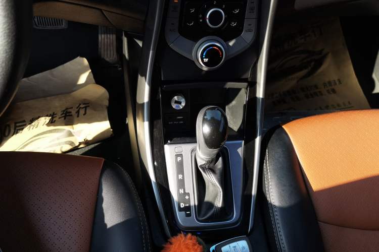 Used Hyundai Elantra (5th Generation / Langdong) 2016 1.6L Automatic Prestige Model