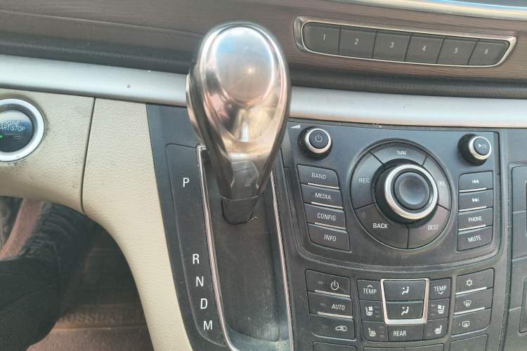 Used Buick GL8 2014 3.0L XT Luxury Business Flagship Edition
