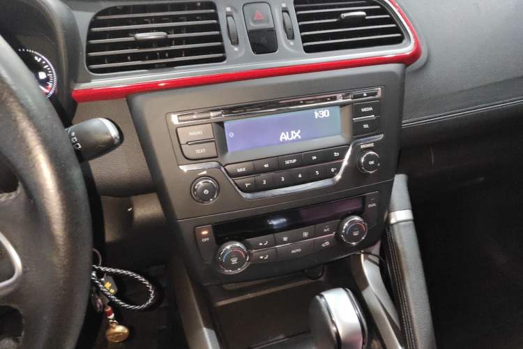 Used Renault Kadjar 2017 2.0L Two-Wheel Drive Comfort Edition
