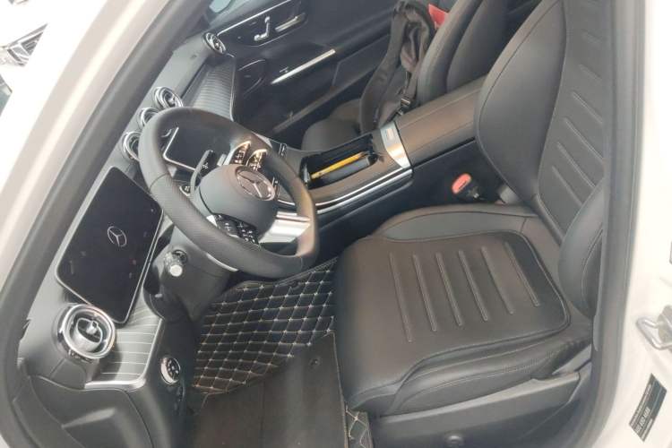 Used Mercedes-Benz C-Class 2024 Second Facelift C 260 L Sport Edition Left Front Seat