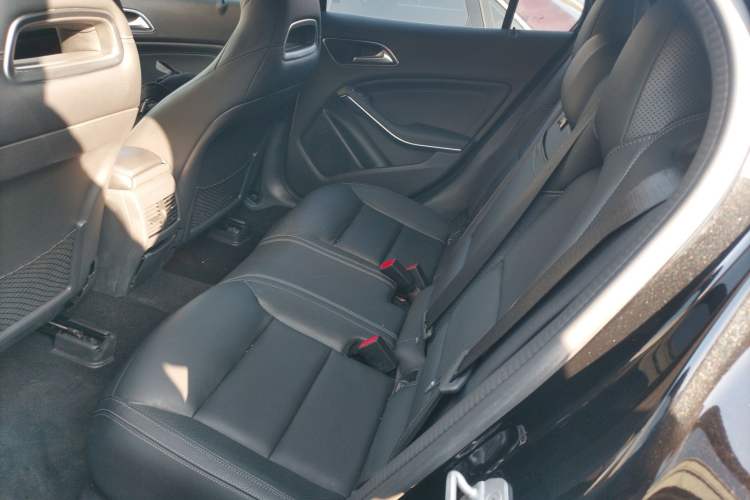 Used Mercedes-Benz GLA 2015 GLA 260 4MATIC Sport Edition