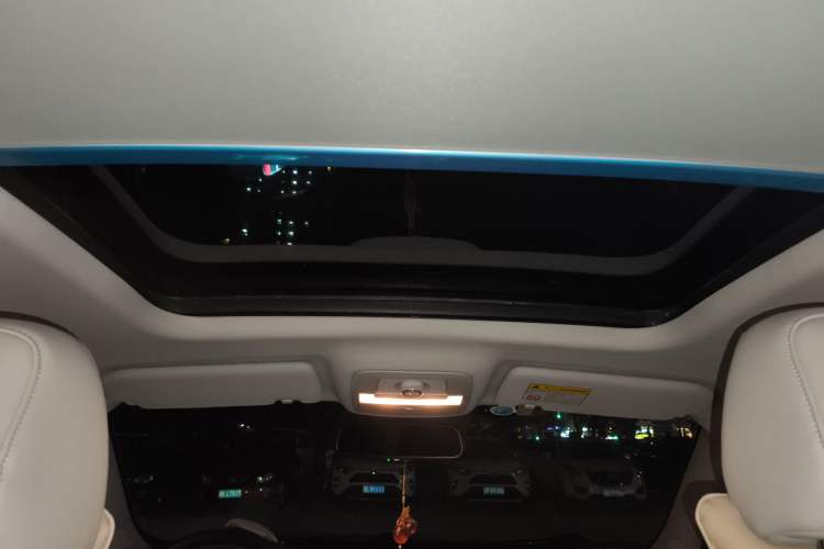 Used Roewe RX5 New Energy 2017 ERX5 EV400 Electric Internet Supreme Edition