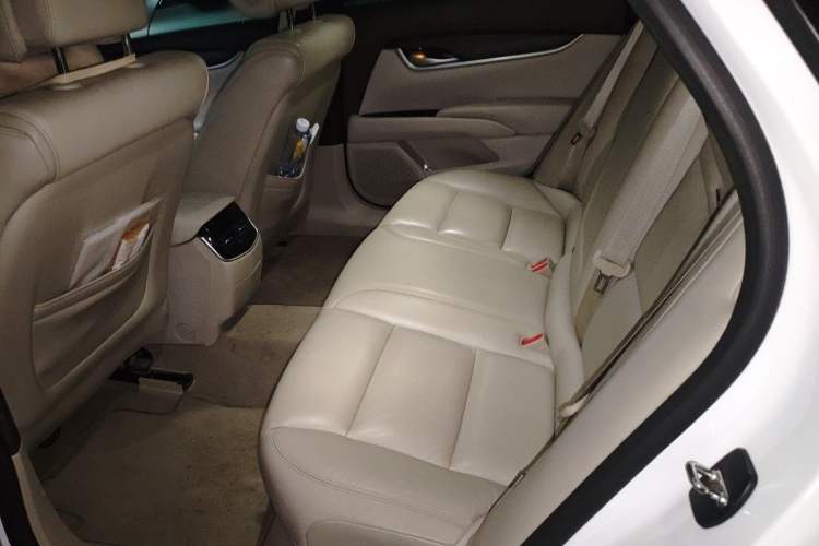 Used Cadillac XTS 2015 28T Comfort Model
