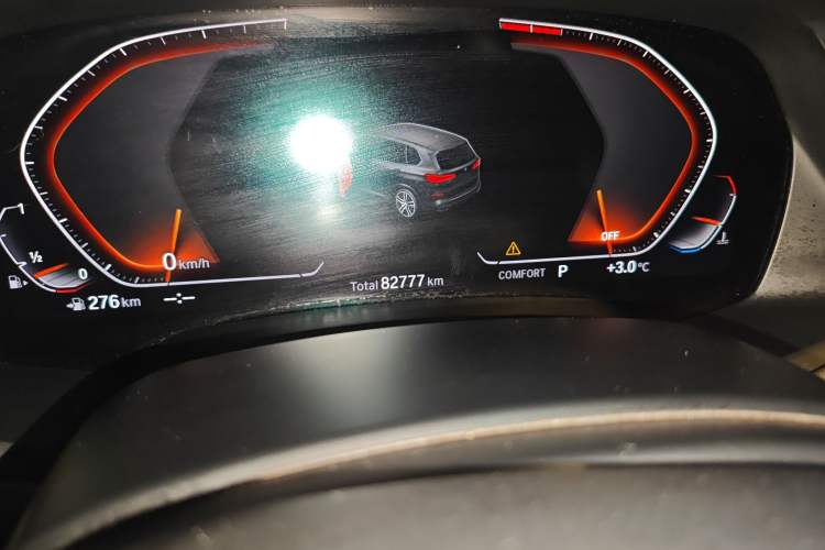 Used BMW X5 2019 xDrive40i Standard 19-inch wheels U.S. specification