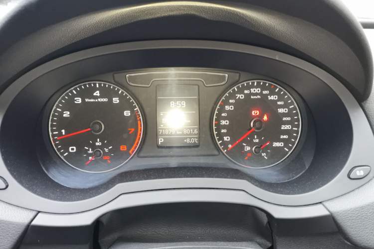 Used Audi Q3 2016 30 TFSI Fashion Model Instrument Cluster