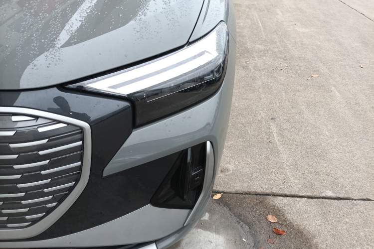 Used Audi Q4 e-tron 2024 40 e-tron Boundary Edition Left Front Headlight