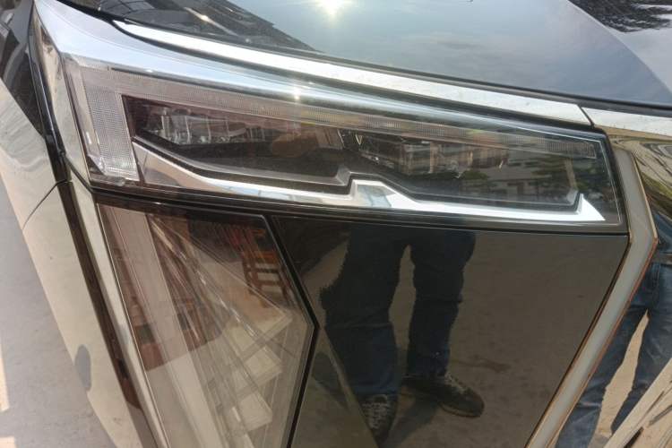 Used GAC Trumpchi M8 2025 Zongshi Series Super Hybrid Edition Right Front Headlight