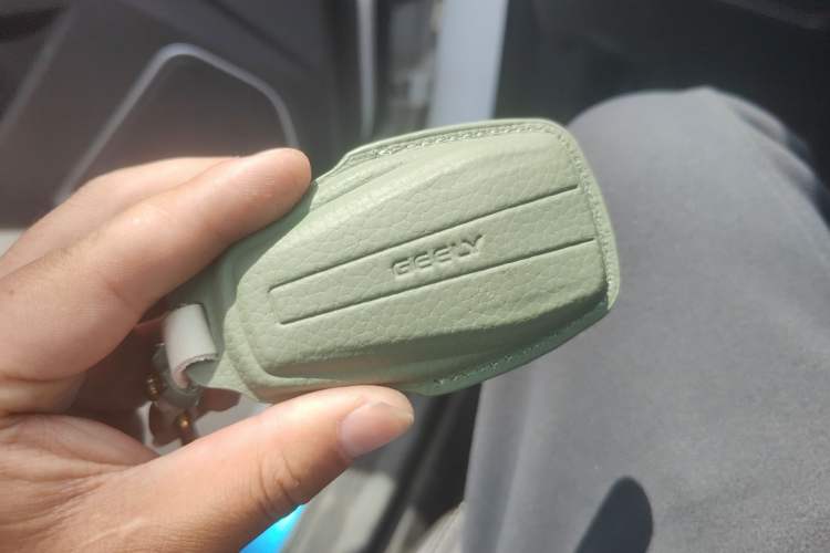 Used Geely Auto Emgrand 2019 Leading Edition 1.5L CVT Upward Asian Games Edition China VI Vehicle Key