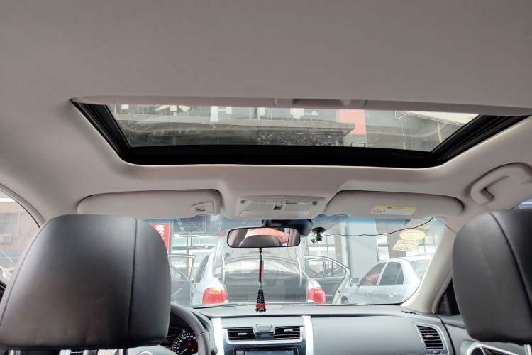 Used Nissan Teana 2016 2.0L XL-Upper Smart Edition Headliner