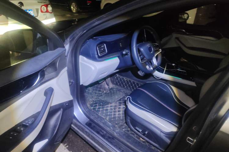 Used BYD Qin PLUS 2021 EV 600KM Flagship Model
