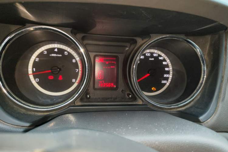 Used Dongfeng Aeolus A60 2012 1.6L Manual Luxury Model
