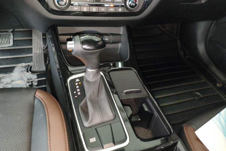 Used Kia K3 (Kai Shen) 2017 1.8L Automatic GLS