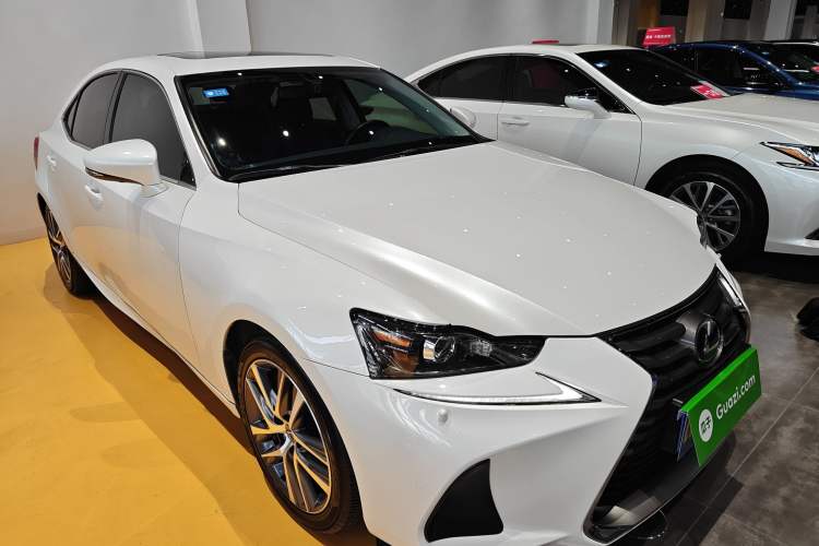 Used Lexus IS 2017 300 Leading Edition