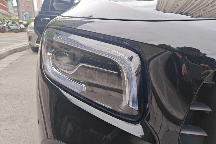 Used Mercedes-Benz GLB AMG 2022 AMG GLB 35 4MATIC
