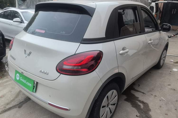 Used Wuling Bingo 2025 203km Light Edition Rear Right 45 Deg