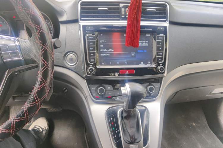 Used Haval H6 2015 Sport Edition 1.5T Automatic Two-Wheel Drive Luxury Model
