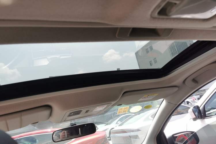 Used Nissan Tiida 2021 1.6L CVT Cool Edition