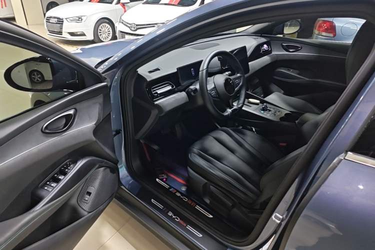 Used BYD Seal 06 New Energy 2025 DM-i Smart Drive 80KM Luxury Model
