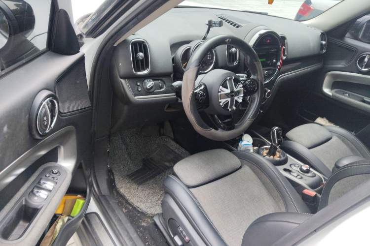 Used MINI Countryman 2019 1.5T COOPER Artist Weekend Travel Edition