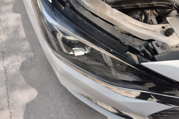 Used Chevrolet Monza 2020 320 Automatic Enjoyment Edition Right Front Headlight